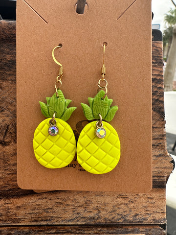 Pineapple with Gem (only silver hooks left)****