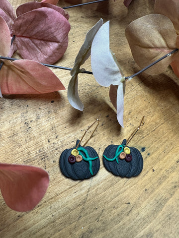 Black Pumpkins on hexagon hoops