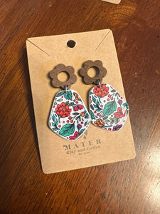Floral with wooden flower posts