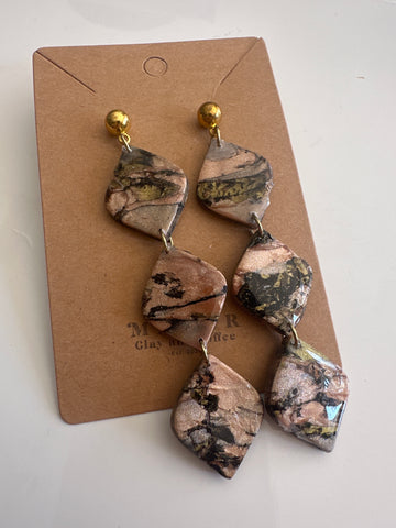Trio dangles